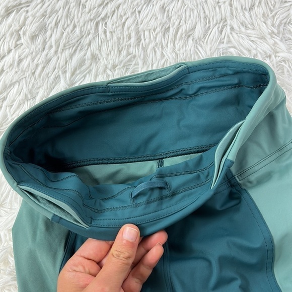 🔥$SALE$🔥 Lululemon Wake & Train Tight Green Jasper / Frosted Pine - Picture 6 of 8